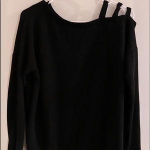 Aeropostale black sweater